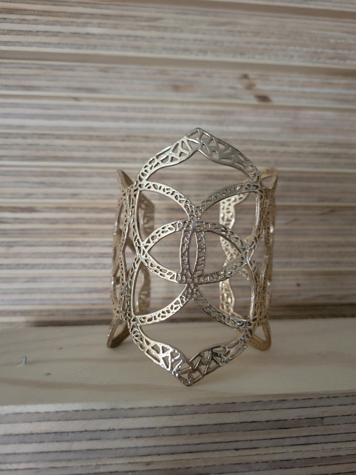 Kendra Scott Vintage Gold Roni Cuff Bracelet
