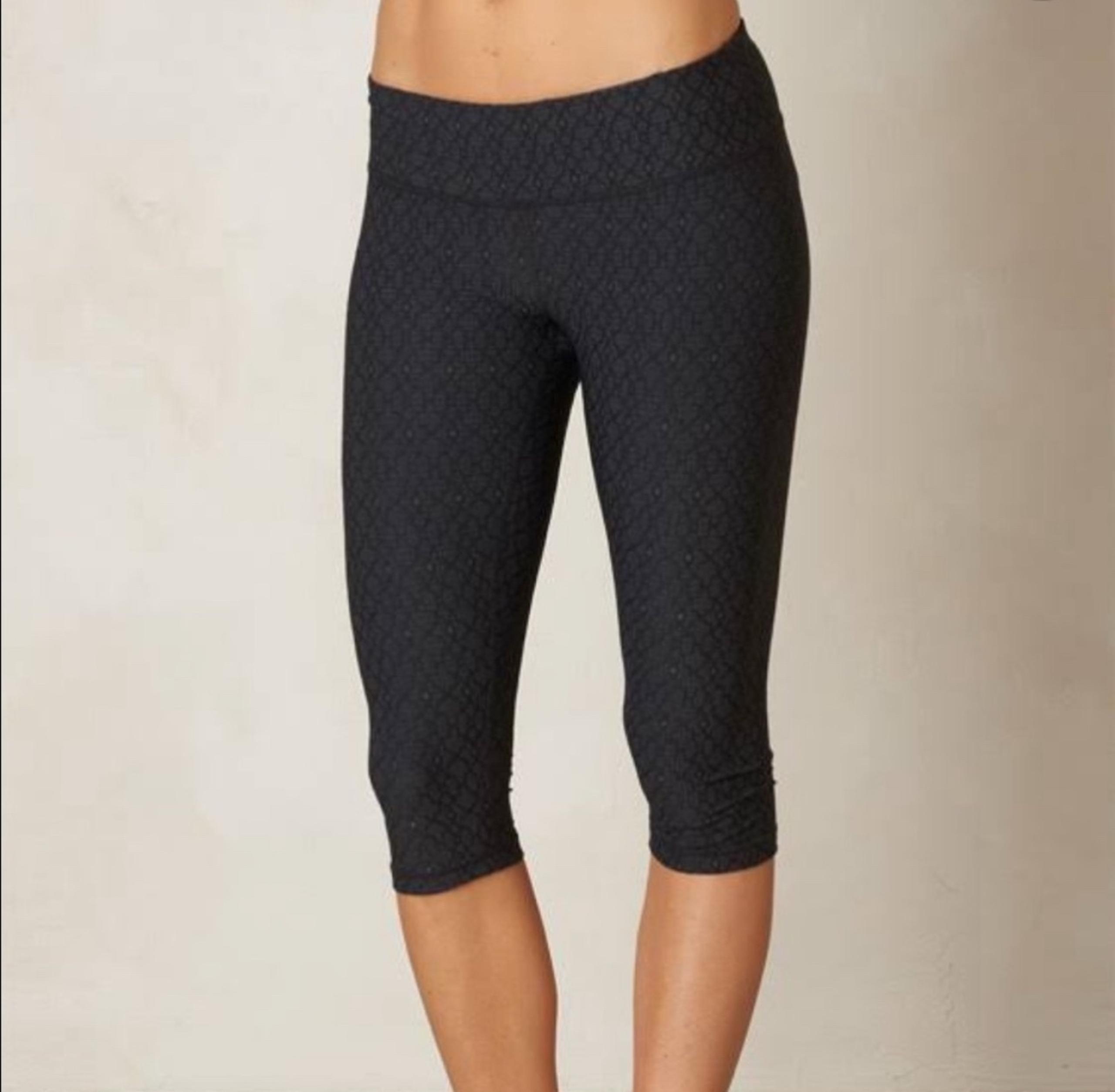 Prana Misty Knicker Gray Jacquard Capri Leggings size Small EUC