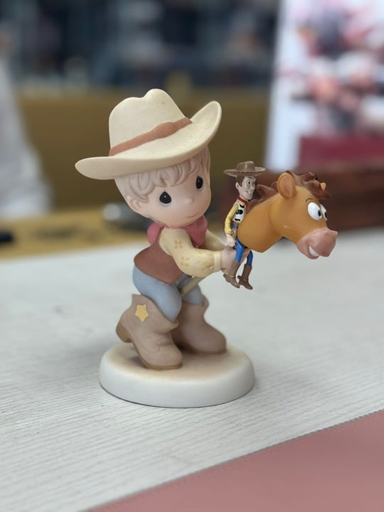 Precious Moments #920003 - Rounding Up A Gang Full Of Fun -Disney- MIB/Rare-Hot!