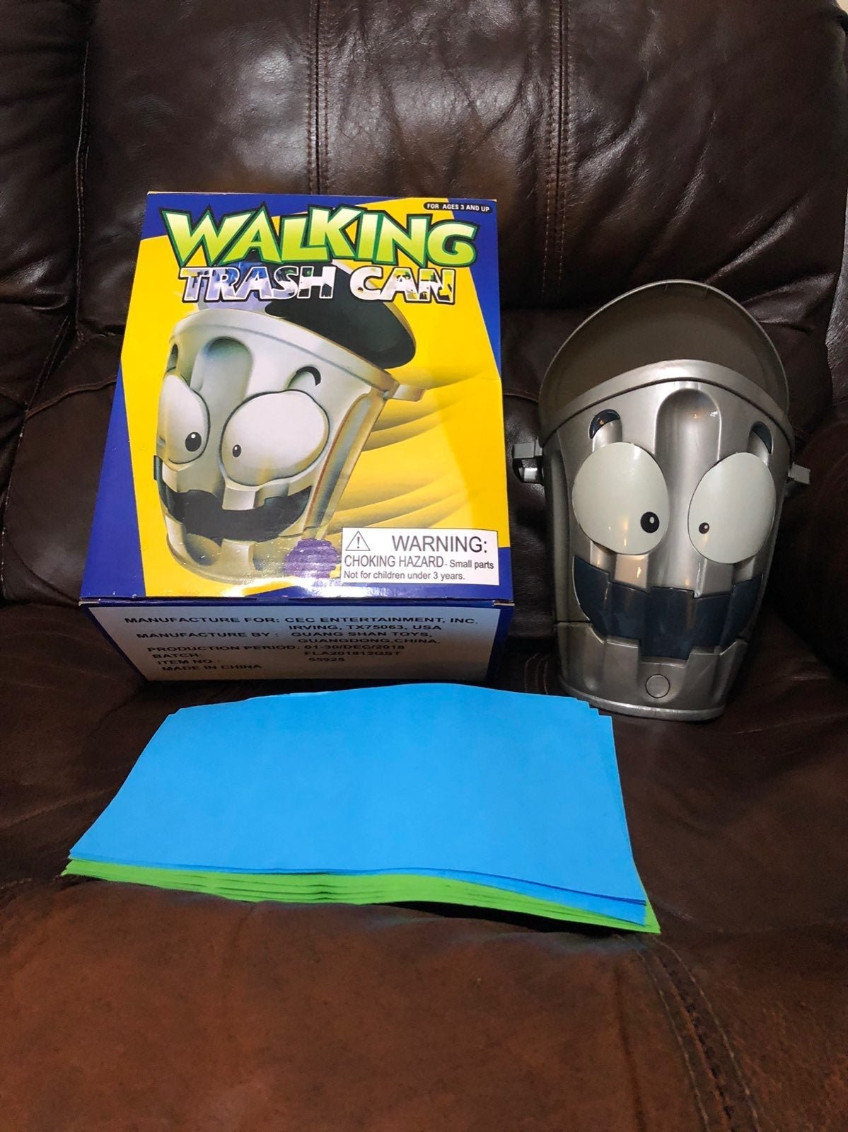 Walking trash can game