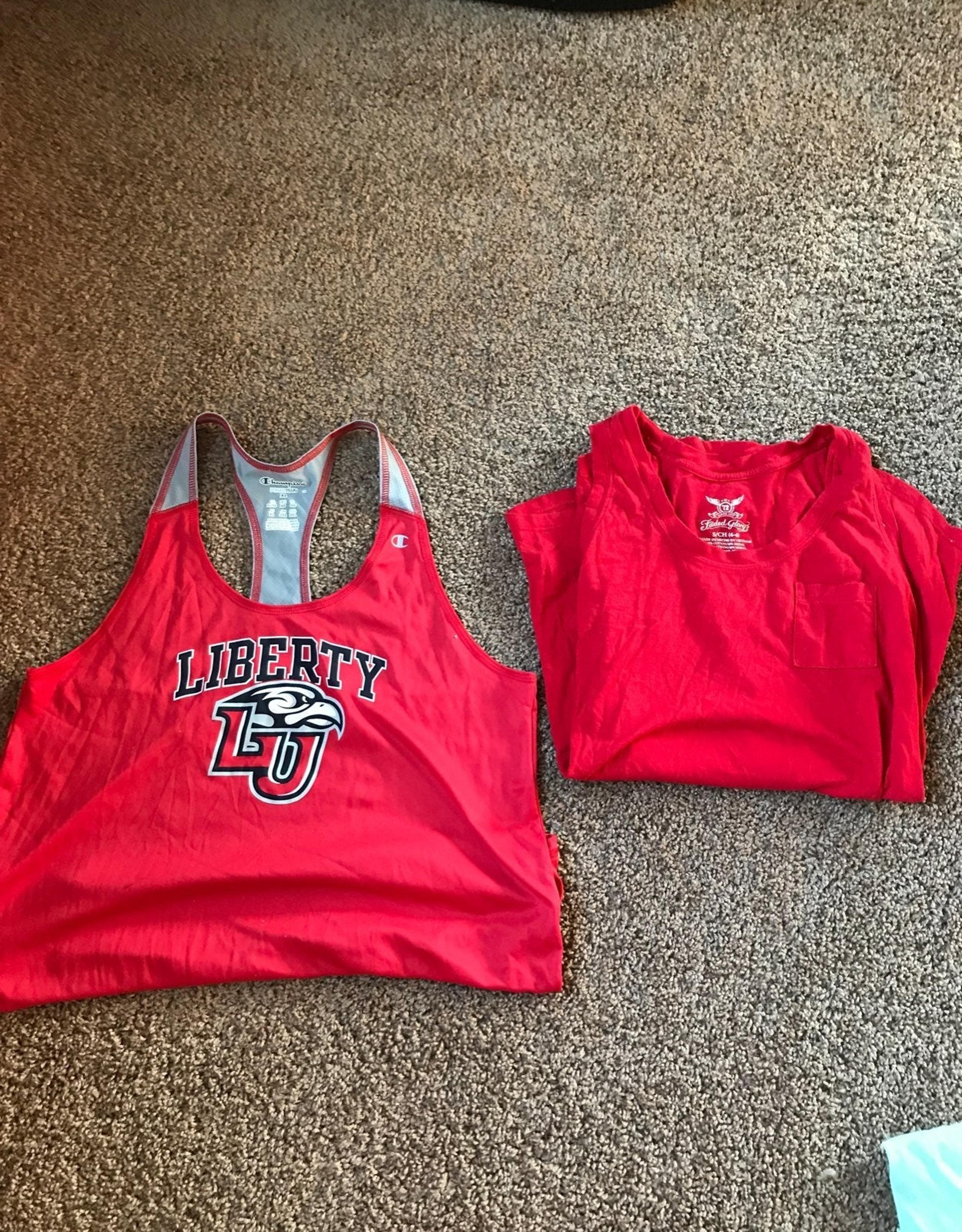 Bundle Red Tanks