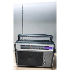 RadioShack 12-903 AM/FM Portable Vintage works