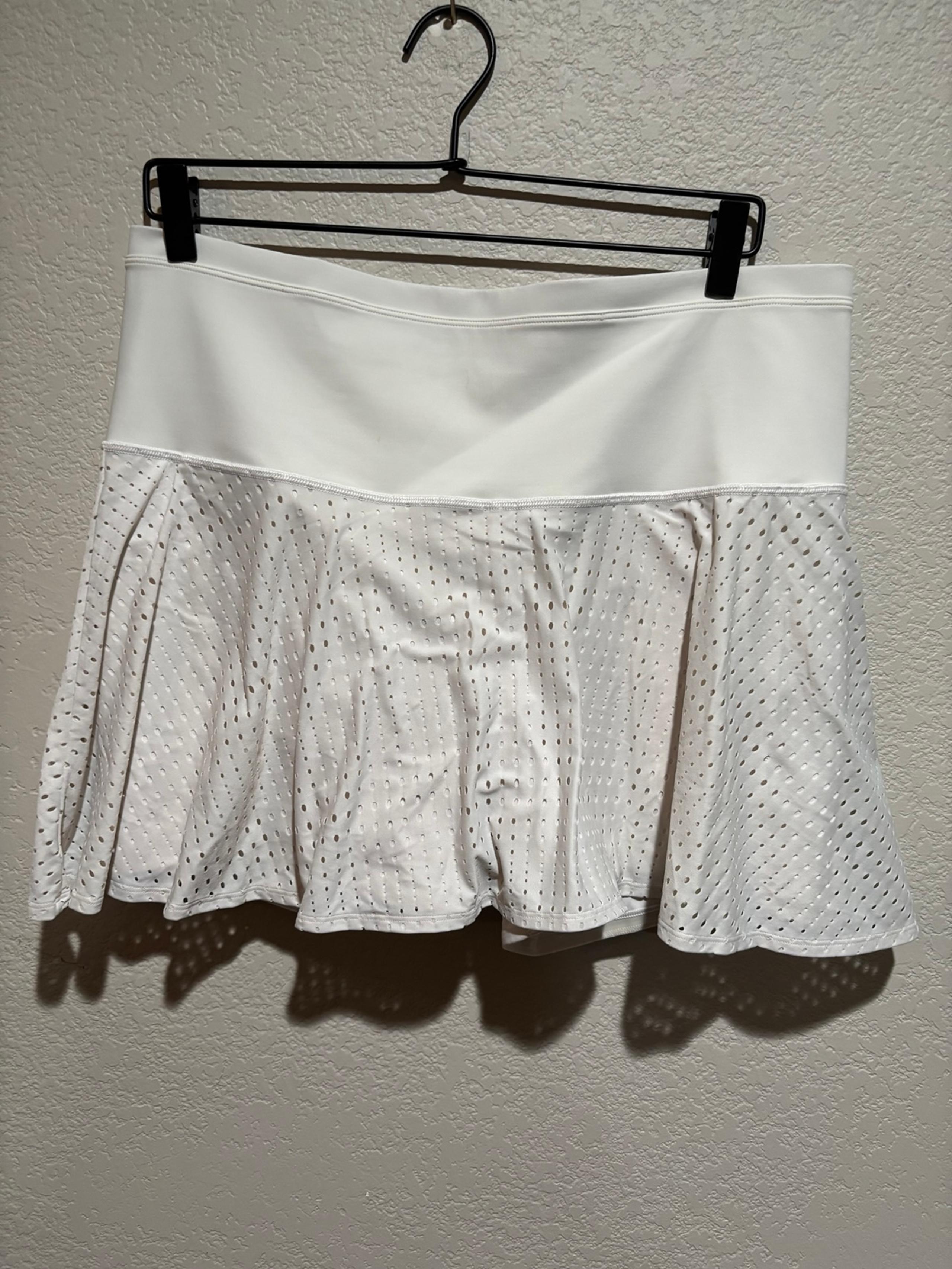 Athleta Womens A Game Tennis Skort Size 1X White Pleated Vented Pull On Sport