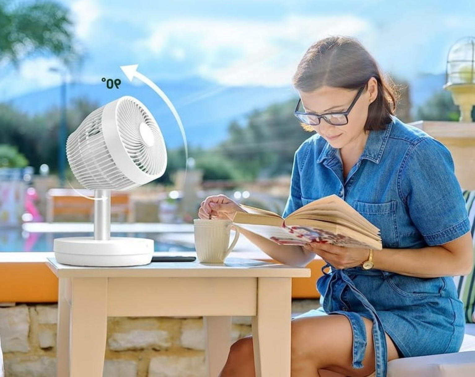 Portable Telescopic Floor/USB Desk Fan