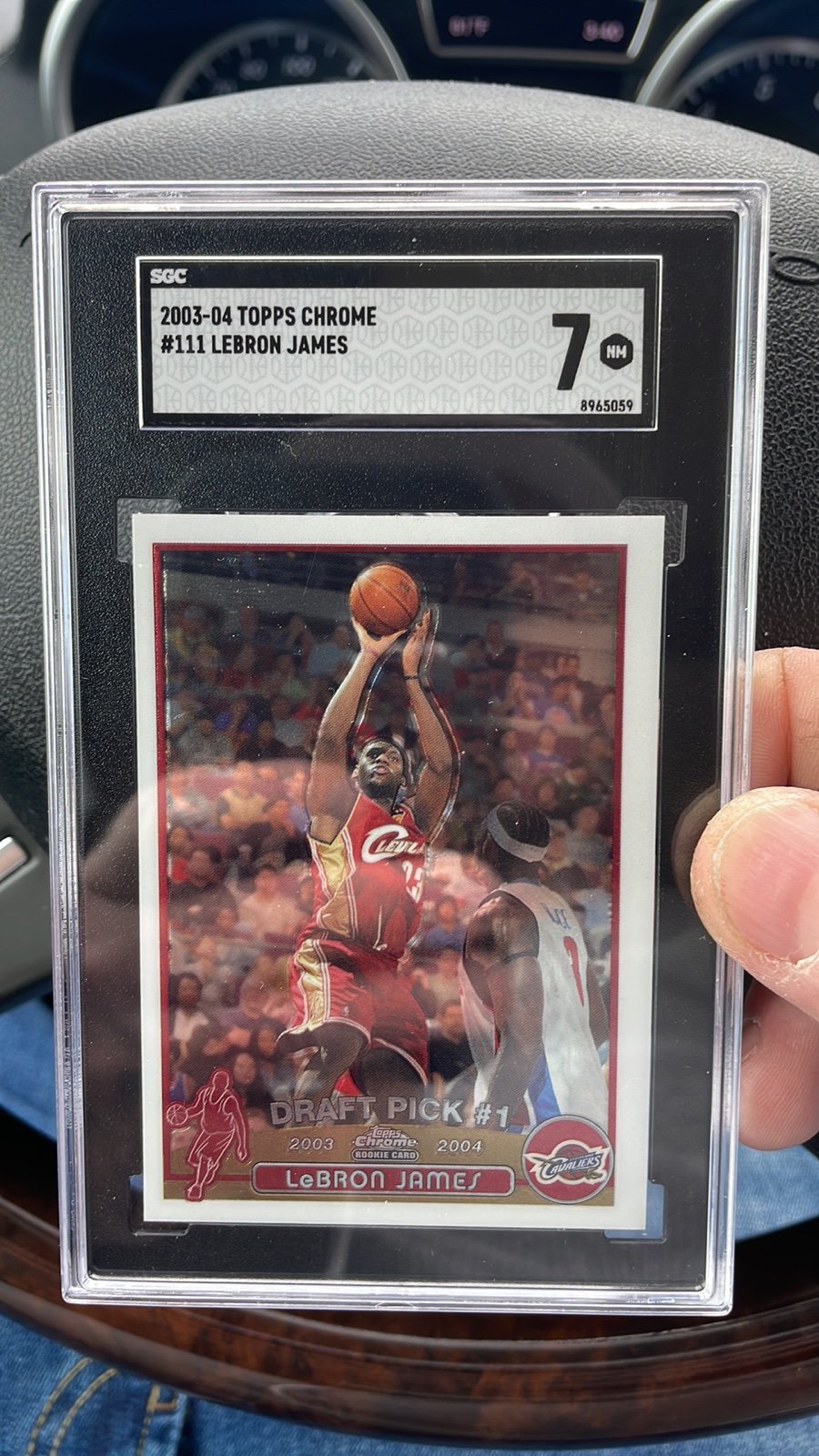 2003-04 Topps Chrome Lebron James Rookie RC #111 SGC 7 Cavaliers