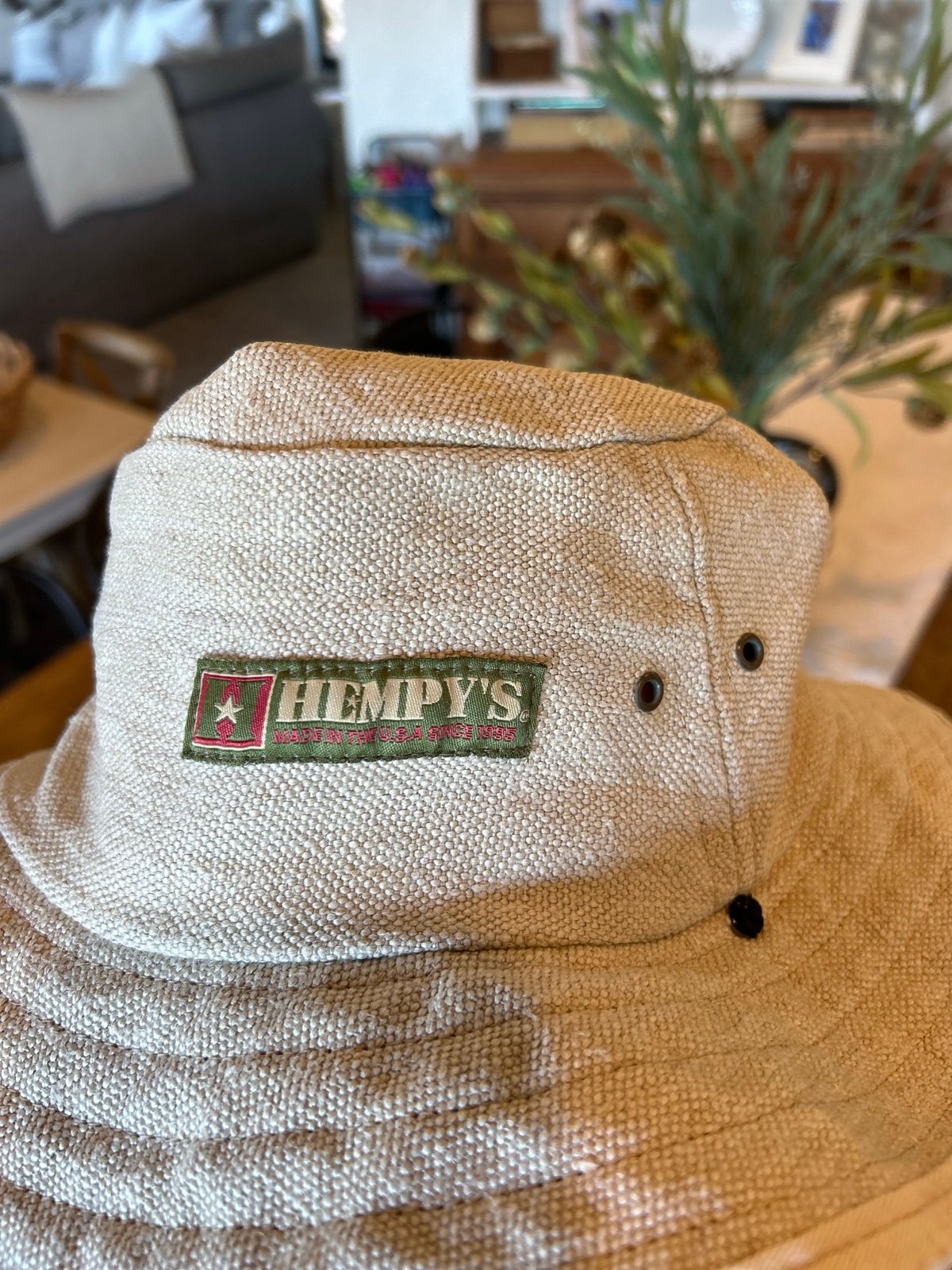 Dockside lounger sun hat