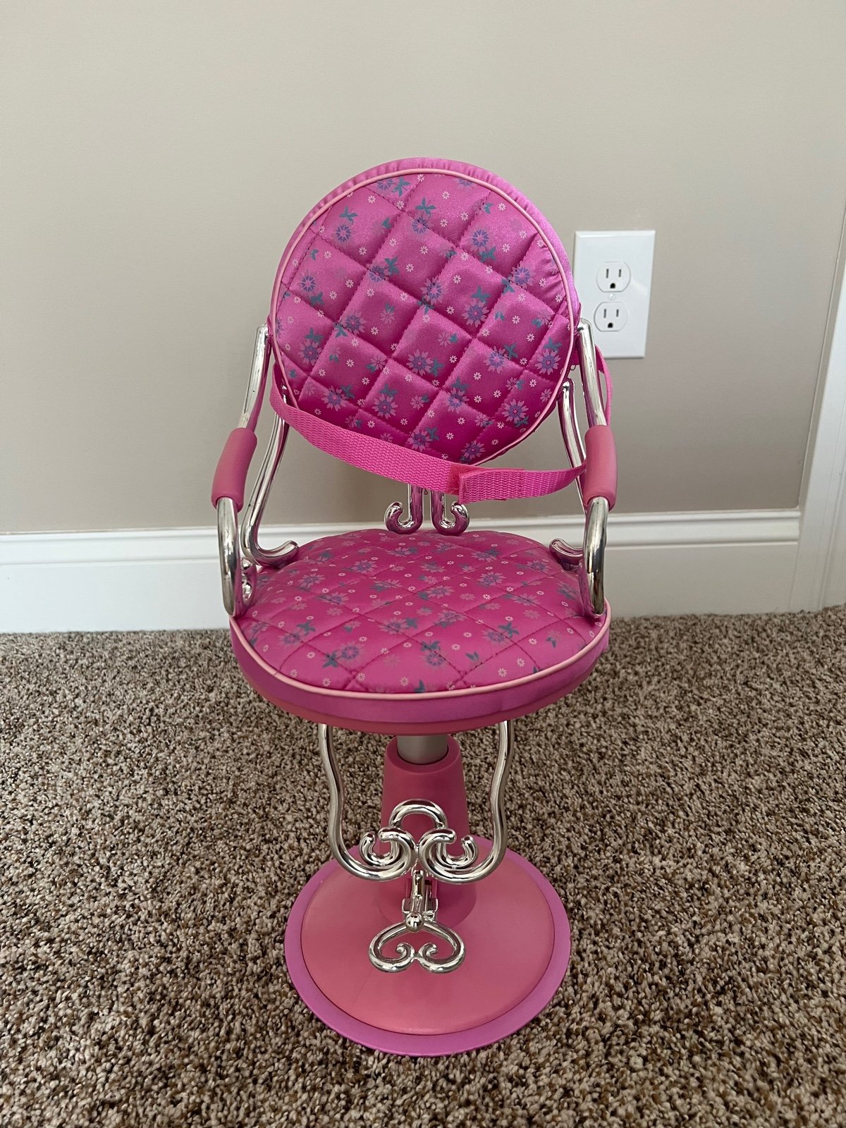 Our Generation Salon Chair
