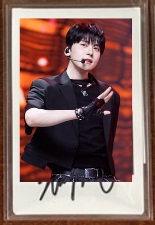 oneus keonhee polaroid