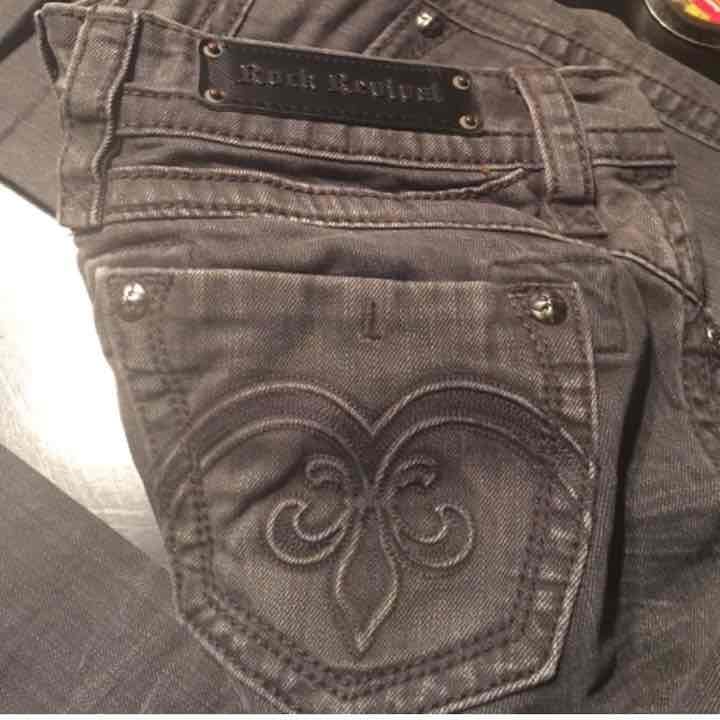 Rock revival perfect condition sz 27