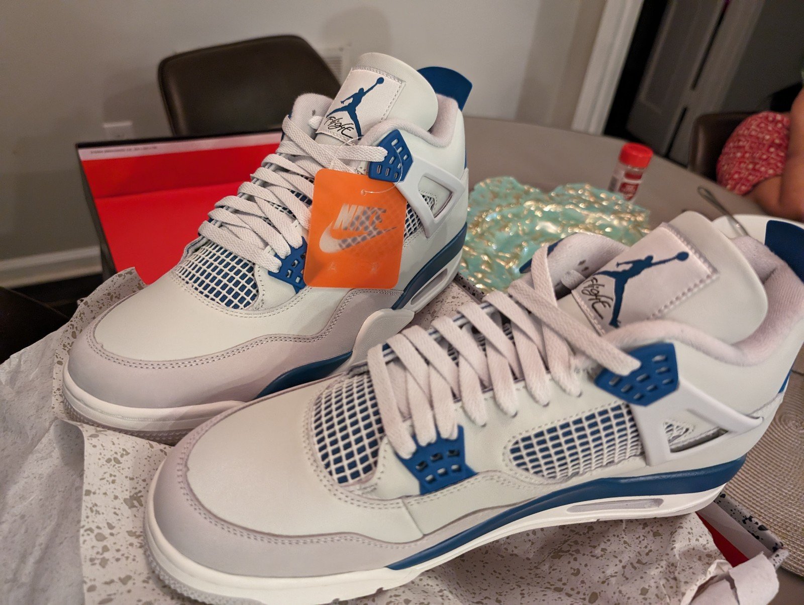 Jordan 4 Retro MILITARY BLUE (2024)