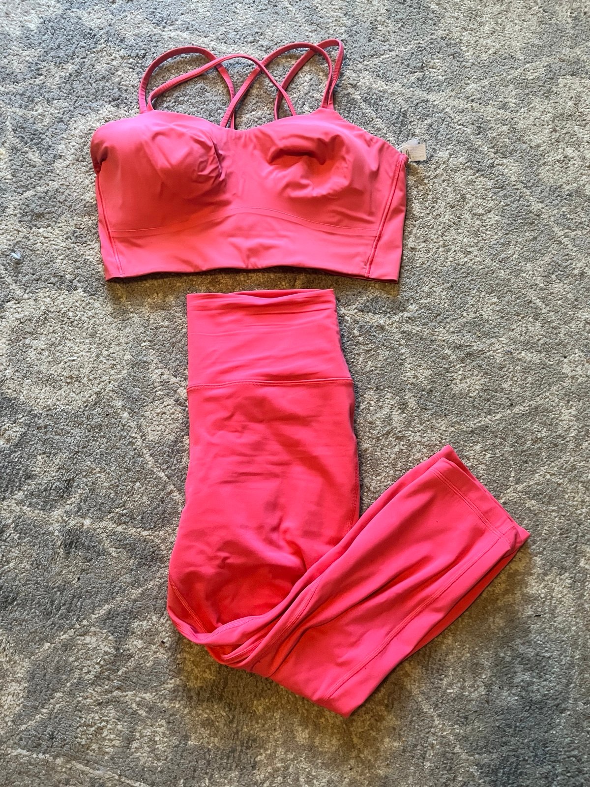Lululemon leggings and bra set