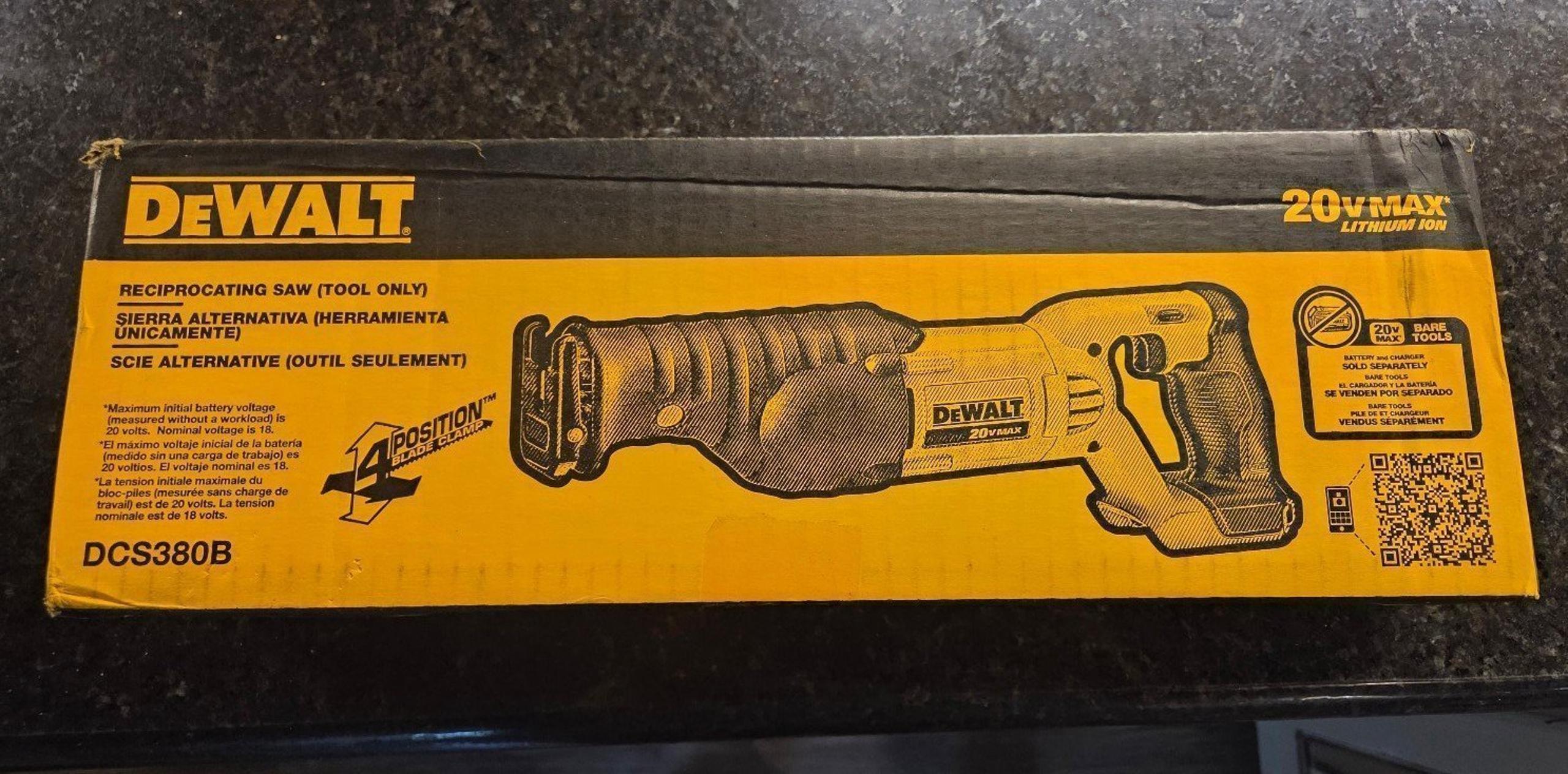 NEW IN BOX Dewalt 20v max cordless reciprocating saw