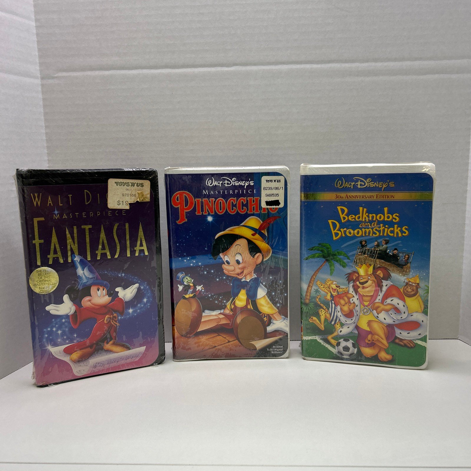Disney Vintage SEALED VHS Clamshell Lot Of 3 Pinocchio Fantasia Bedknobs READ