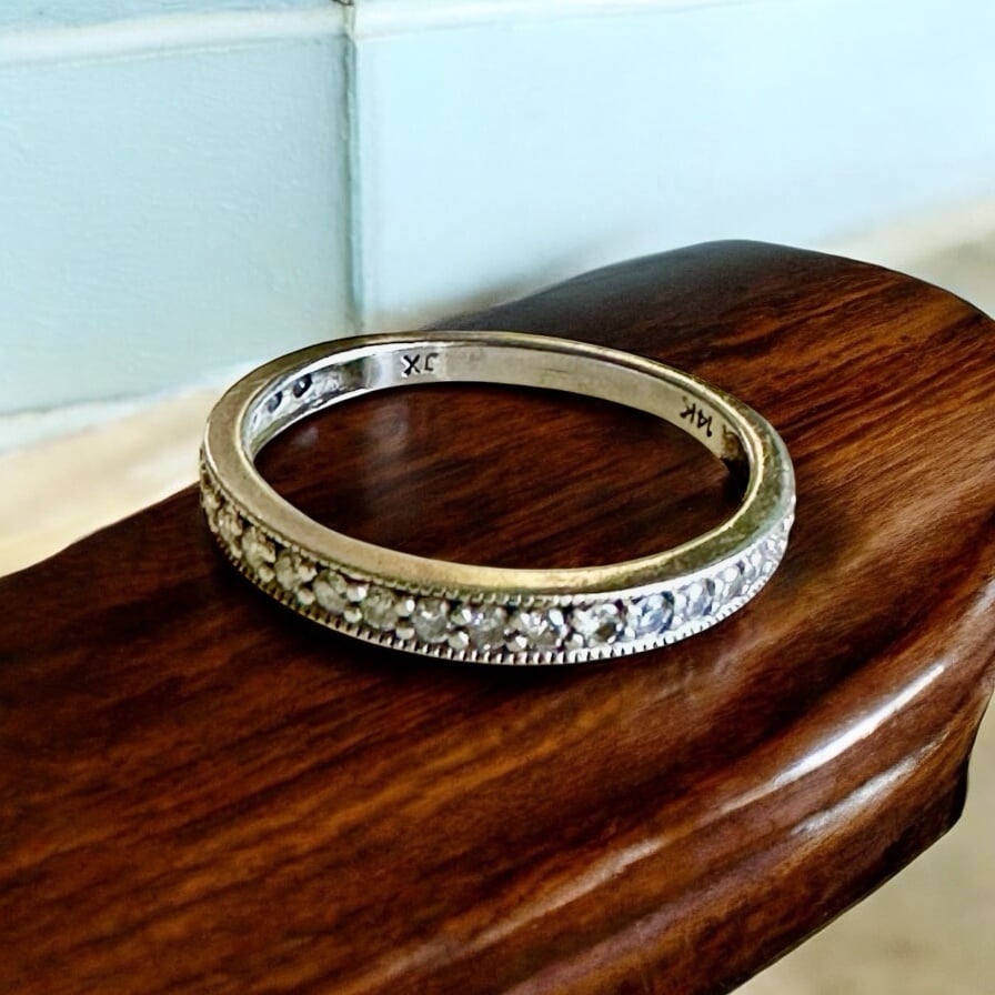 14K yellow Gold 1/3cttw natural Diamond Band Ring (