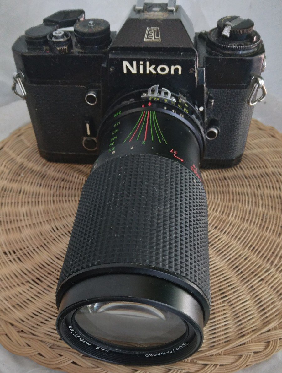 NIKON EL2 - 7923016 - * For parts only* shutter works Lens has slight mildew