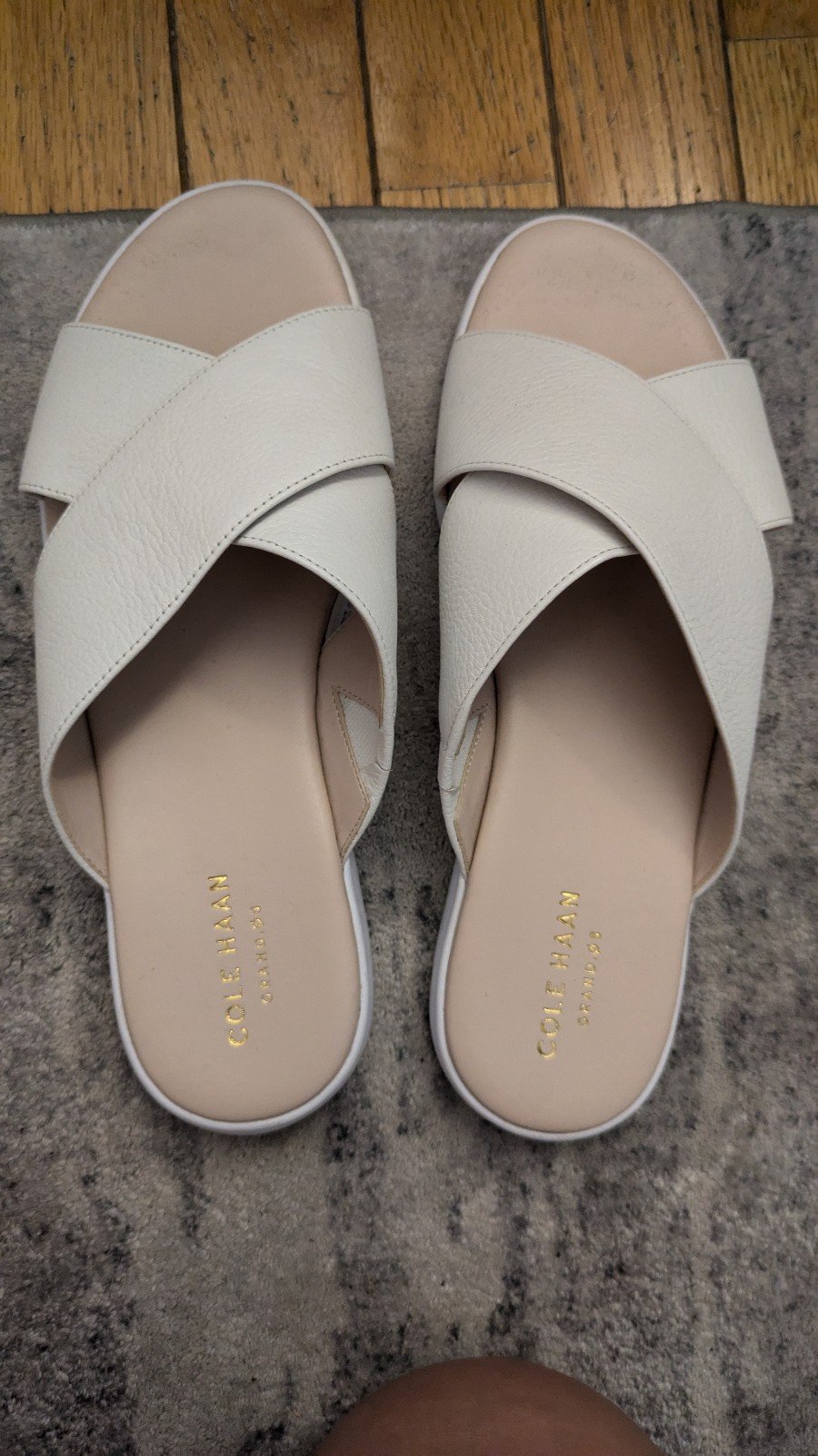 Cole Haan Zero Grand Criss Cross White Sandals Sz 7C Wide