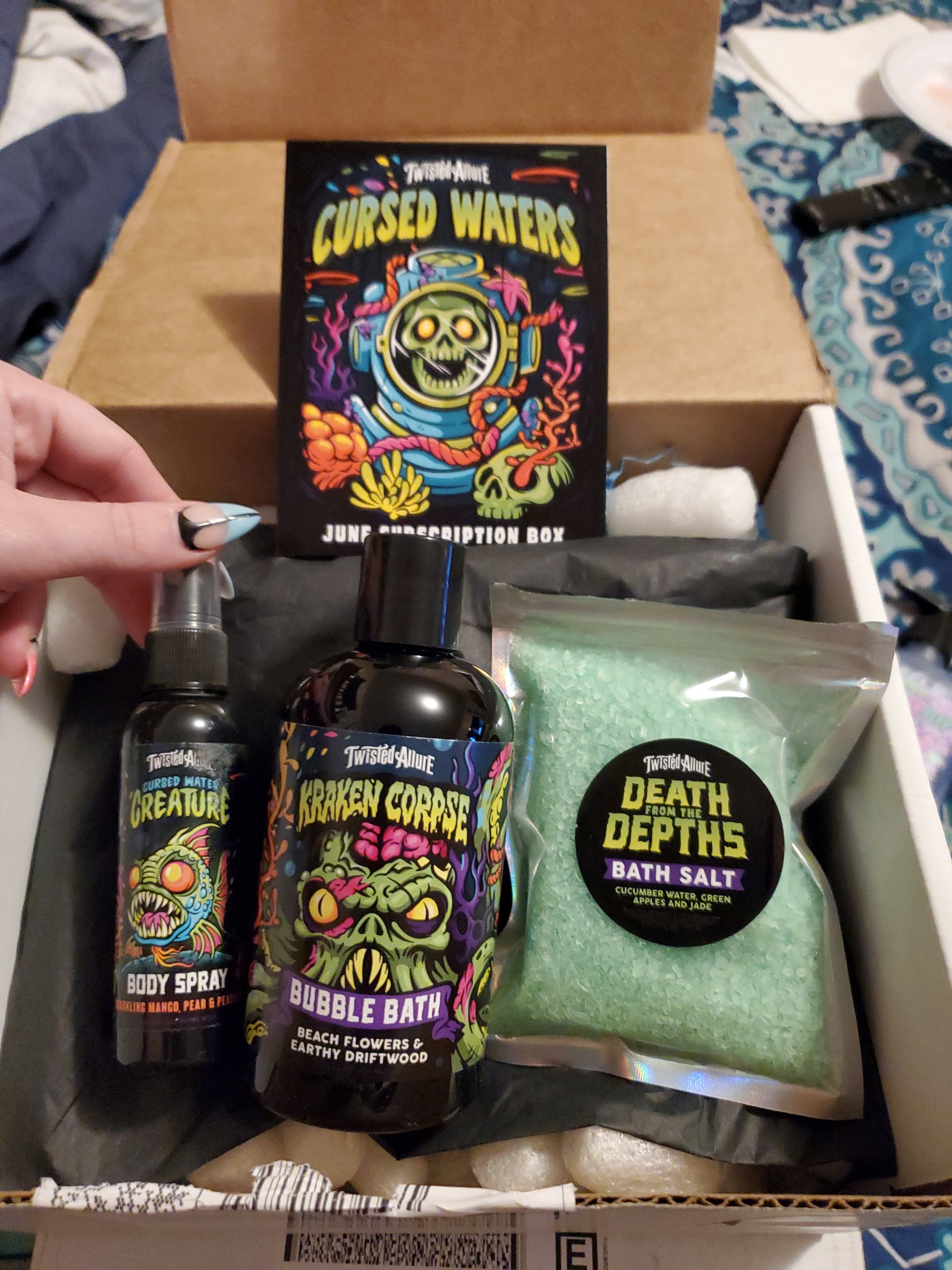 Twisted Allure Sub Box