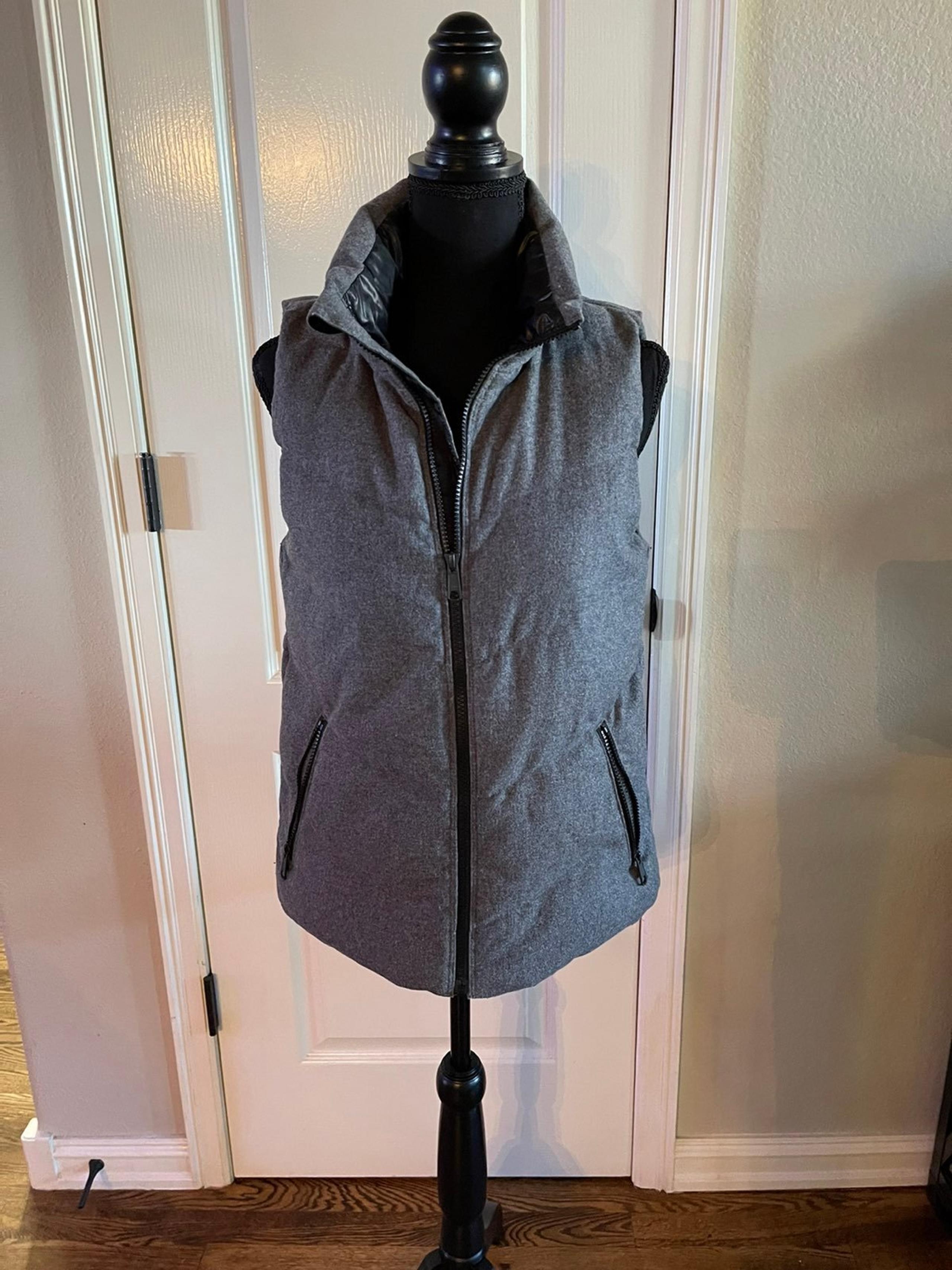 Gap Wool Zip-Up Vest Outerwear