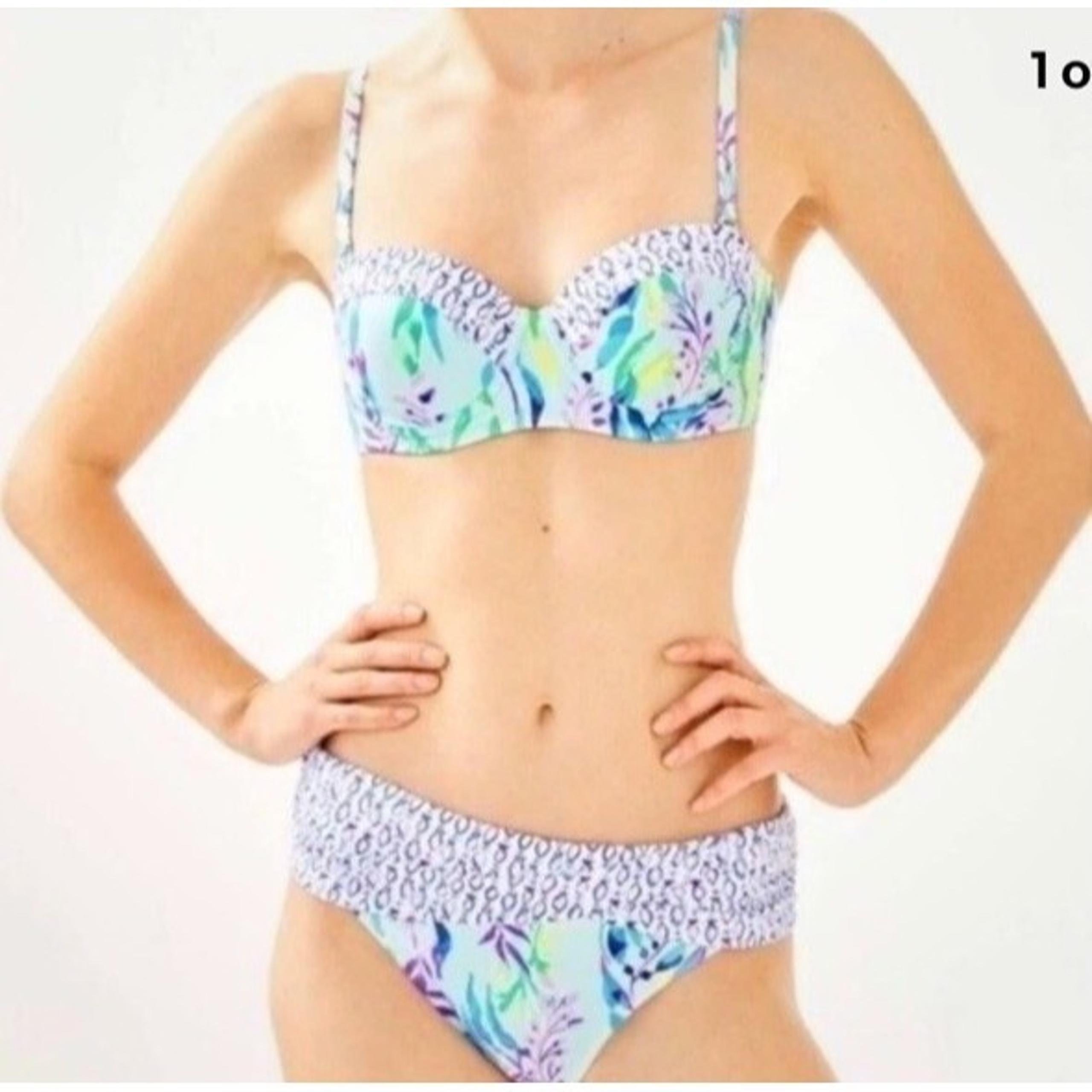 Lilly Pulitzer Bikini Leven Swim Top Size 12 Blue Oasis Swim Shady Convertible