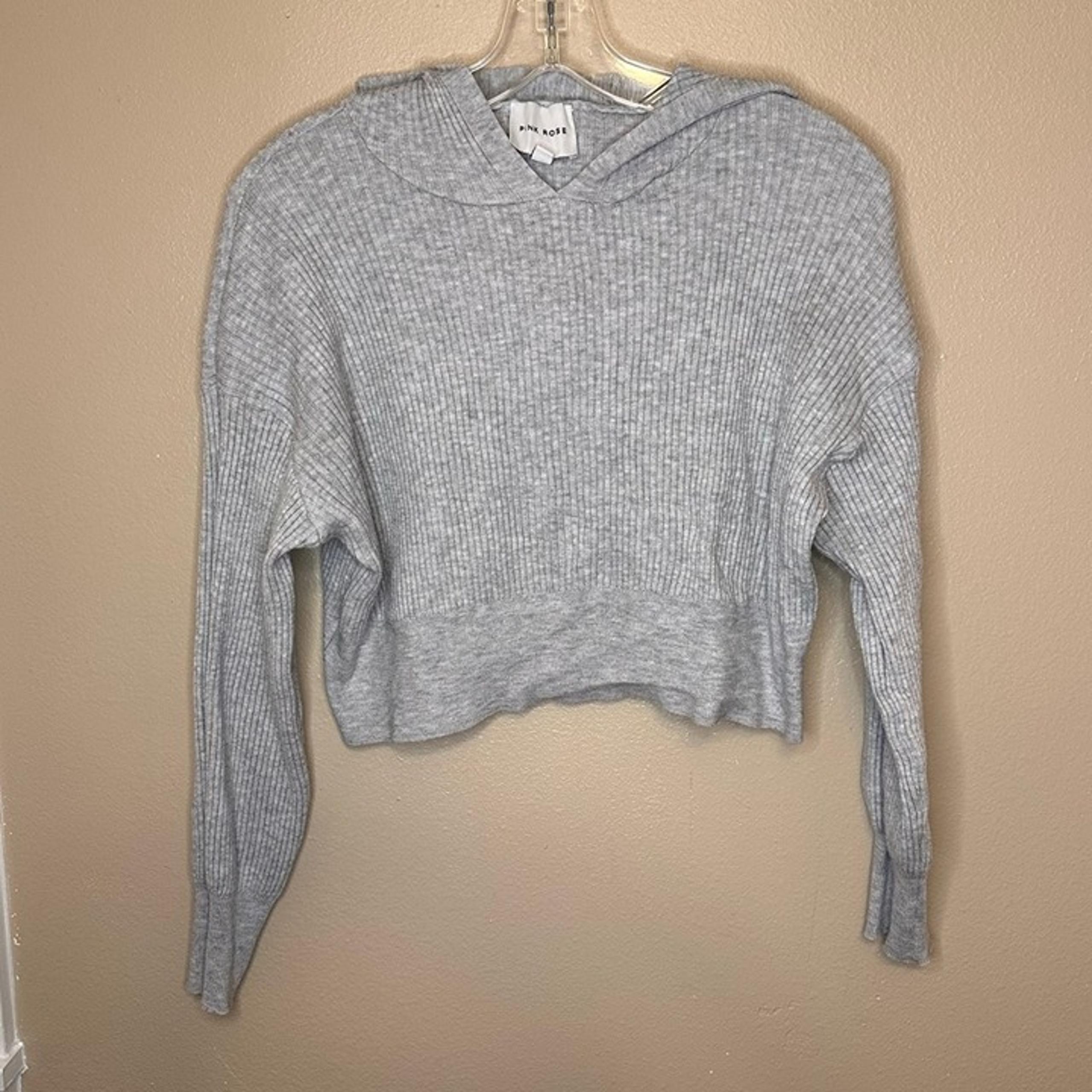 Pink Rose Women’s Cropped Ribbed Hooded Long Sleeve Sweater Size Medium Gray
