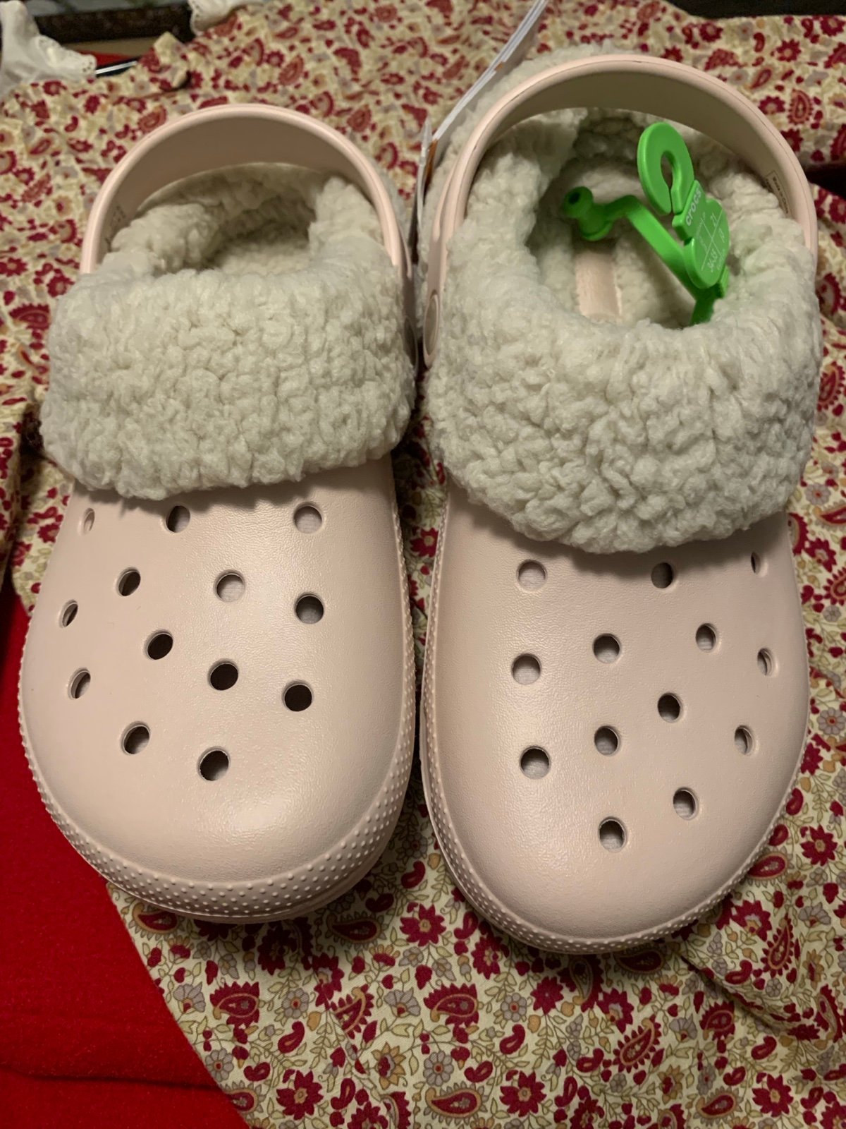 New Girls Crocs size 3