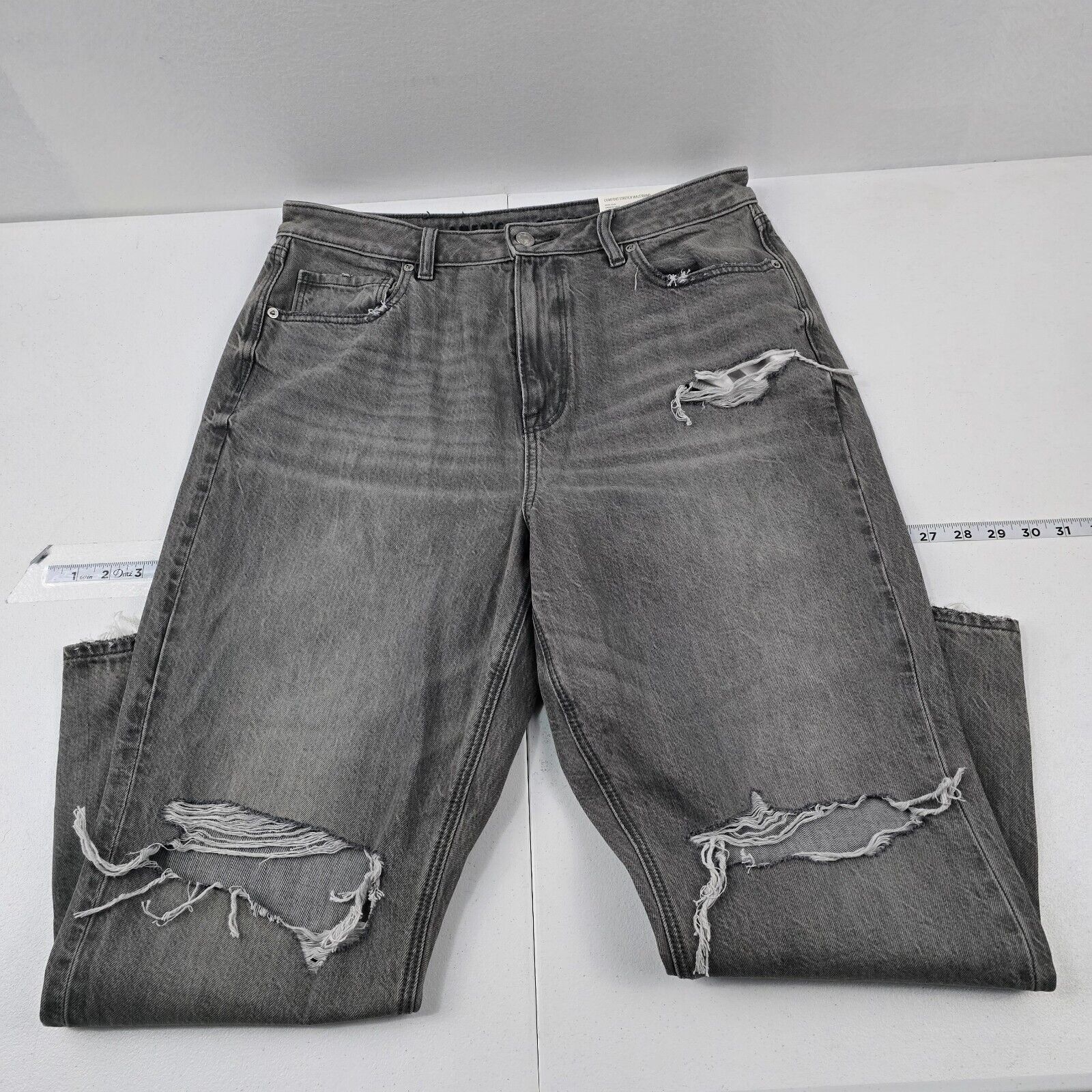 NWT American Eagle mom jeans gray comfort 14 womens denim 4230 32W