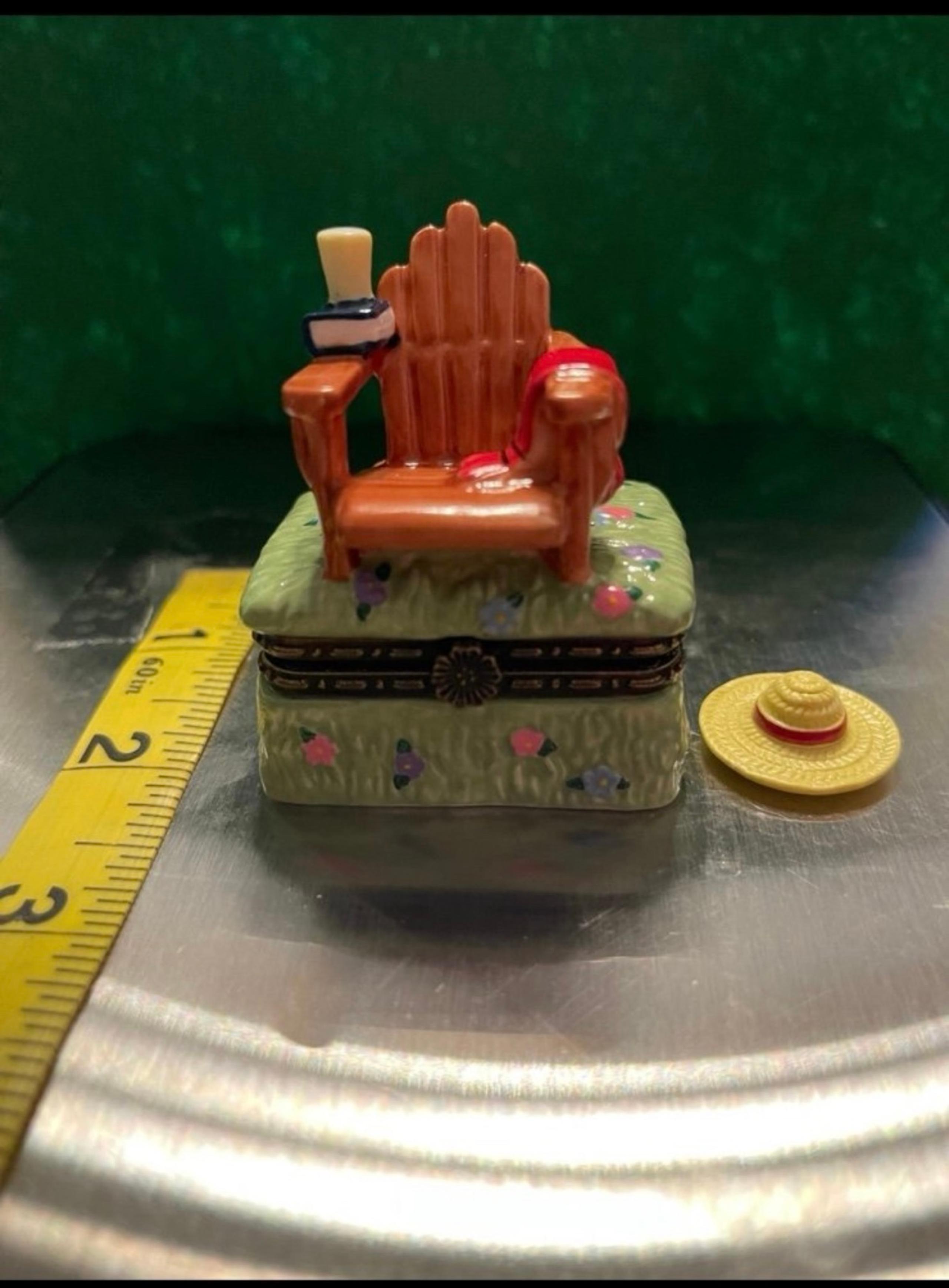 Vintage trinket box