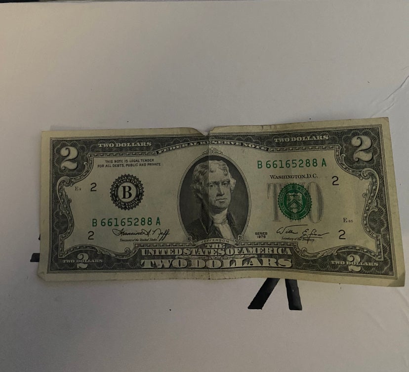 1976 2 dollar bill B number