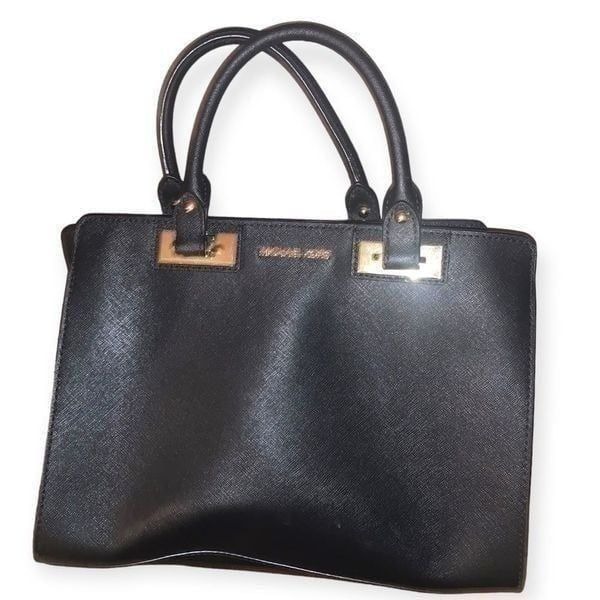 MICHAEL MICHAEL KORS Quinn Large Saffiano Leather Satchel in Black