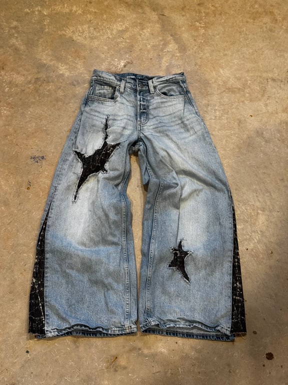 Vintage Star Patch Wide-Leg Jeans
