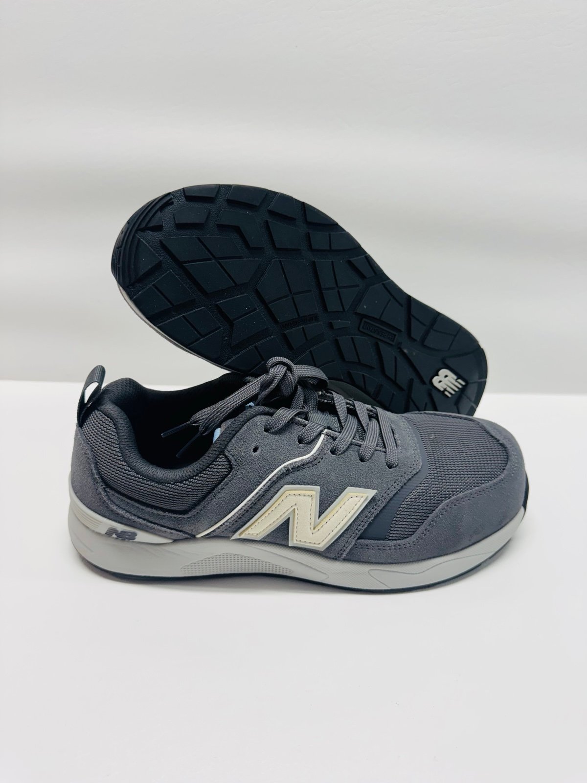 New Balance Elite Lite Womens EH Women’s Size 9