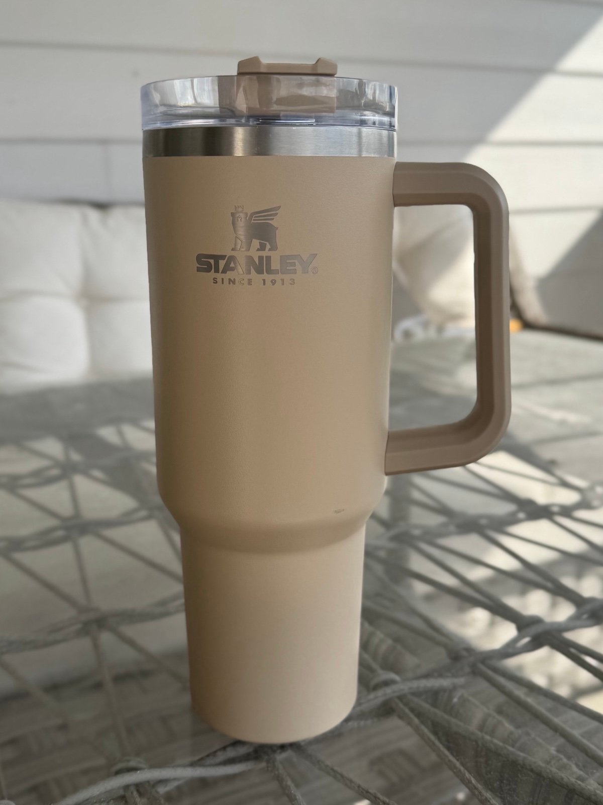 Stanley Adventure Quencher In Driftwood Travel Tumbler Straw Cup 40 oz