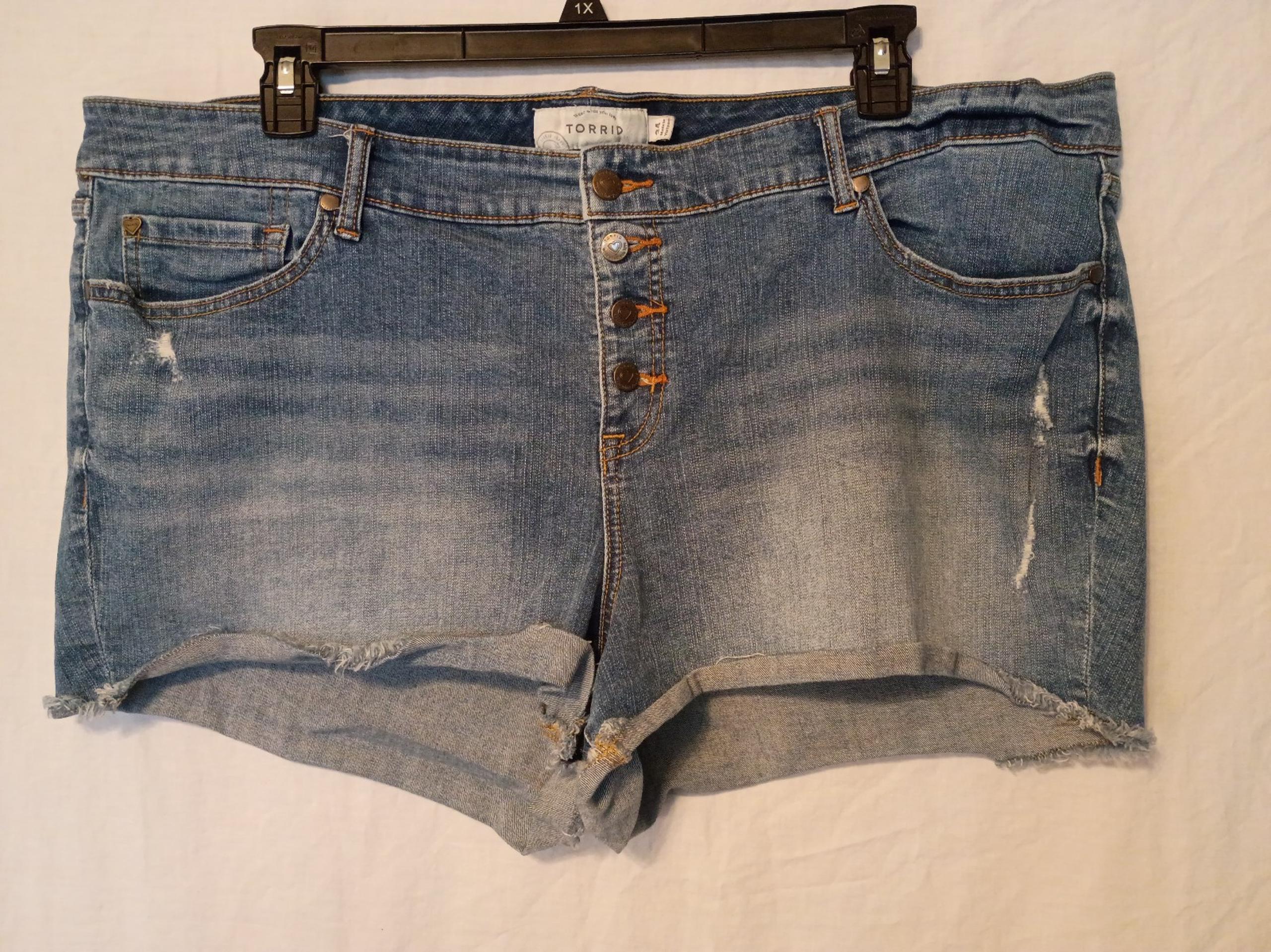 Torrid Denim Button Fly Distressed Blue Jean Shorts Women's Size 24