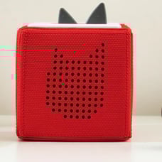 Toniesbox & Headphones & characters