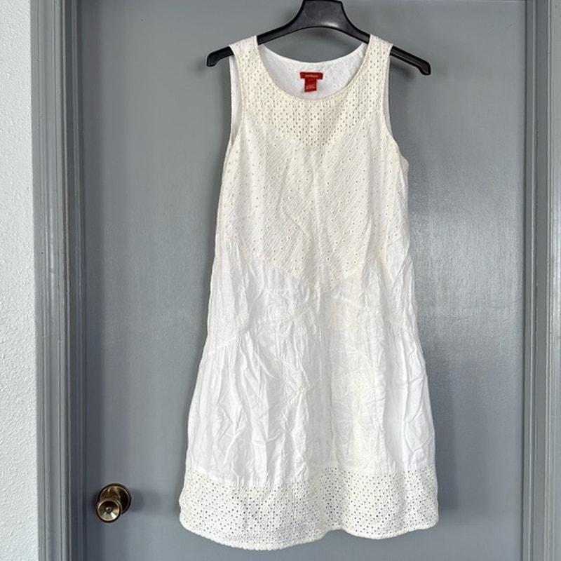 Sundance White Sleeveless Embroidered Eyelet Midi Dress sz 10 Lined Scoop Neck