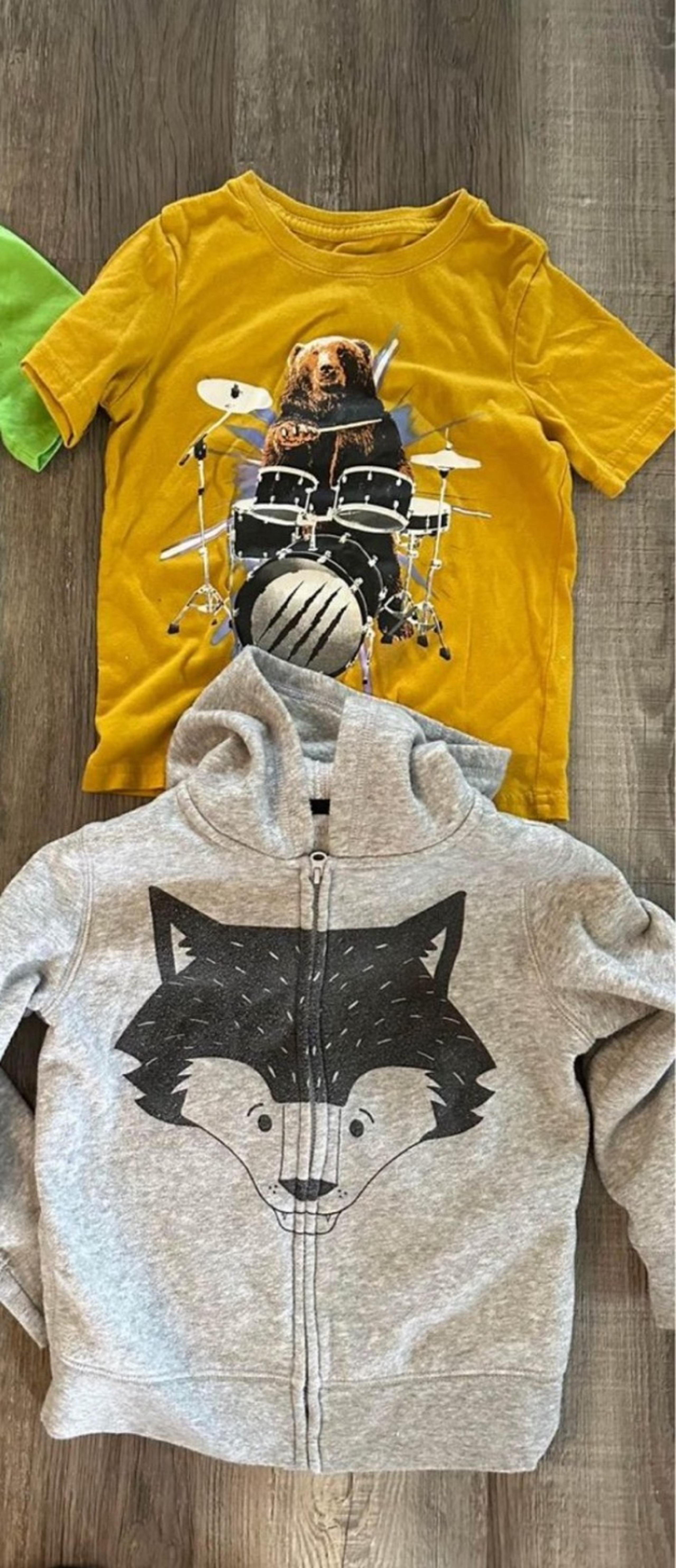 Boys size 4-5T clothing lot