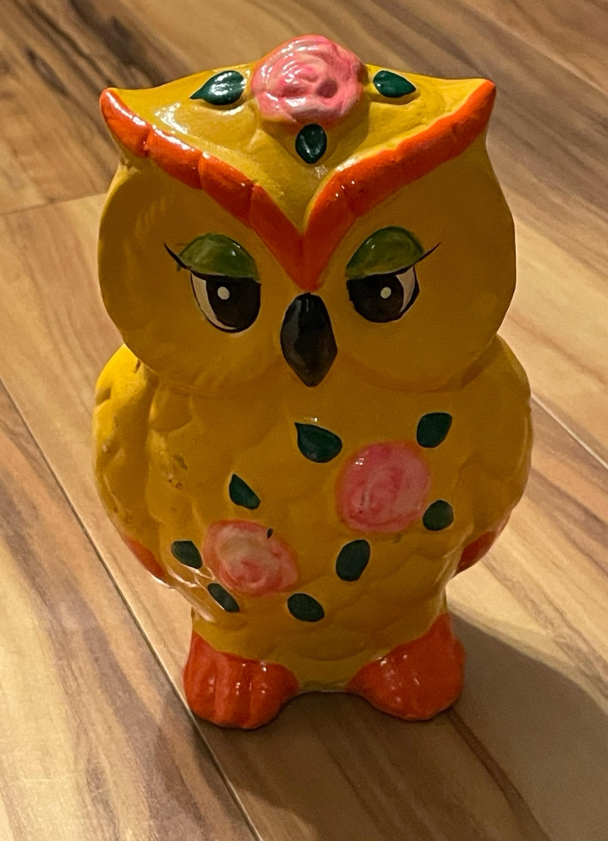 Vintage Kitsch Owl Bank Yellow Pink Roses 60s 70s Groovey