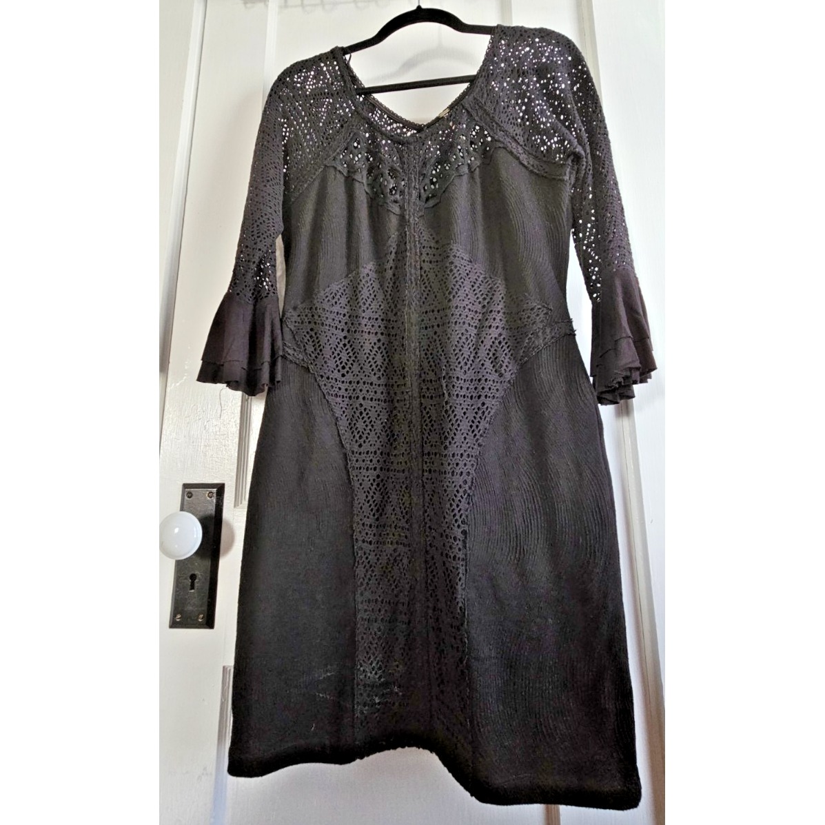 FREE PEOPLE black lace crochet shoulder 3/4 ruffle sleeves dress lined Sz L