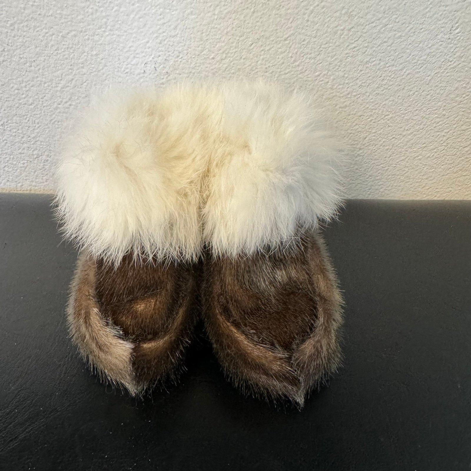 Handmade warm baby fur booties made of natural fur, children's fur boots,winter