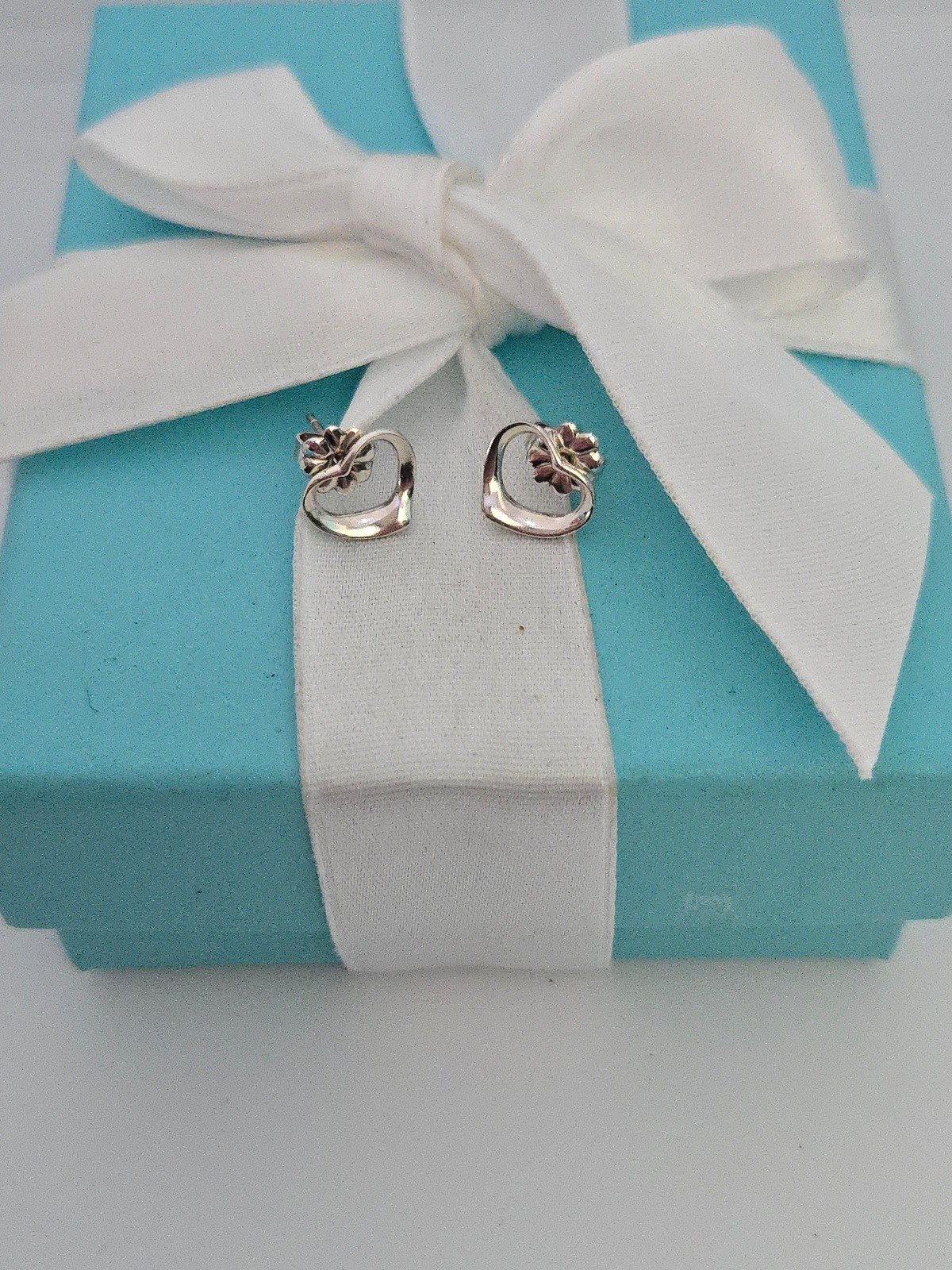 Tiffany & Co Elsa Peretti Vintage Open Heart Earrings