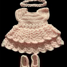 Crochet newborn outfit
