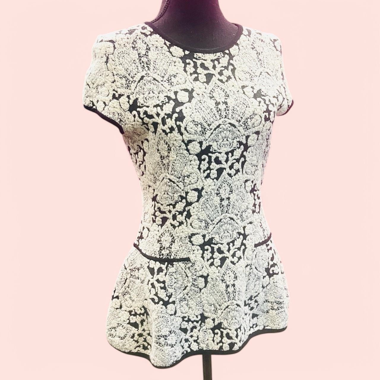Valentina Shah Textured Black White Floral Peplum Blouse Large