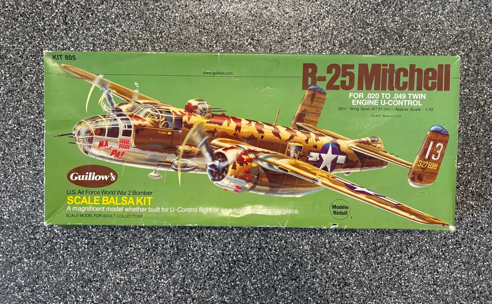 NEW Guillow's #805 North American B-25 Mitchell Model Kit Balsa WWII Plane