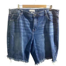 Lane Bryant Flex Magic Waistband Signature Fit Mid Rise Boyfriend Bermuda Short