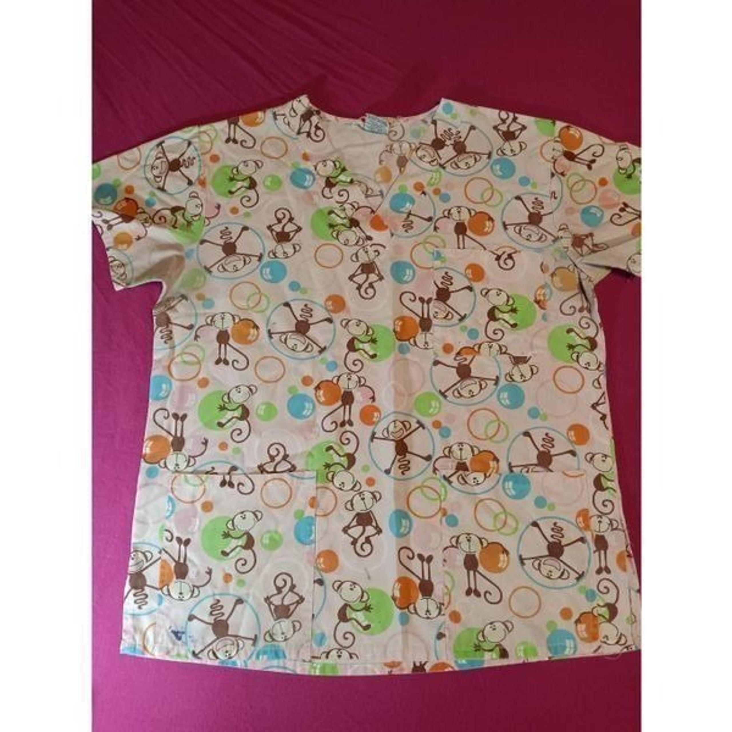 "Just Love" Scrubs Top - Size: Med (0628)