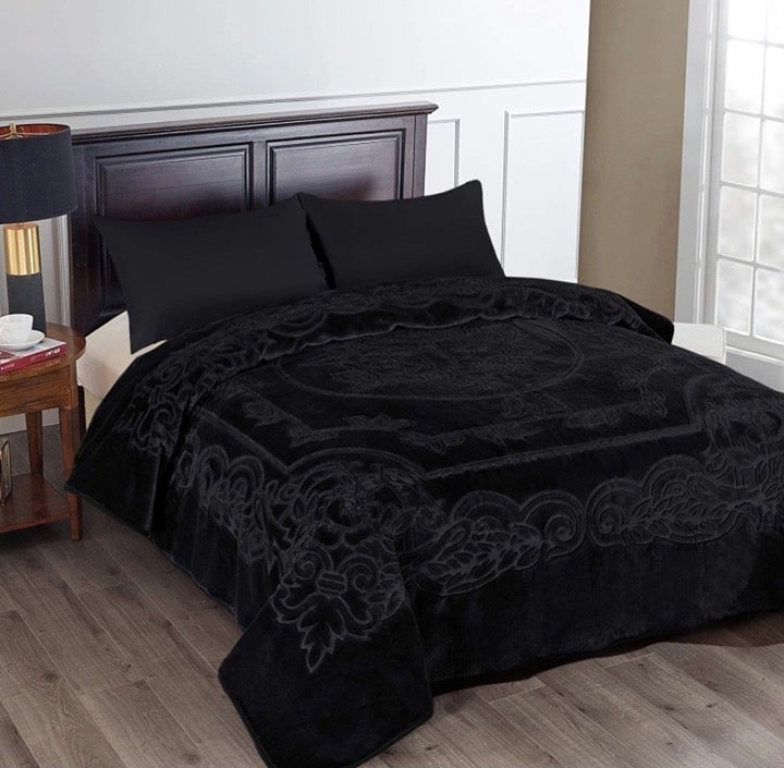 King Size Super Thick Soft Heavy Embossed Blanket Black