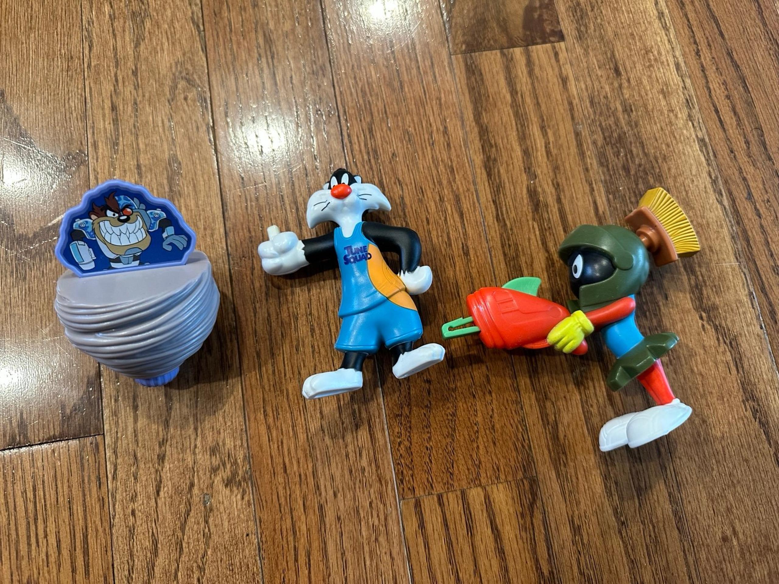 Looney Tunes McDonald’s Figure