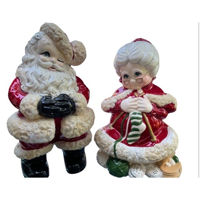 Vintage Large Mold Santa And Mrs Claus Ceramic 15