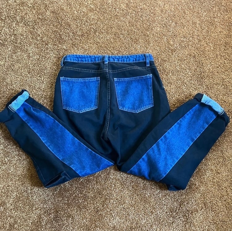 NEW COLOR BLOCK DENIM CARGO JEANS
