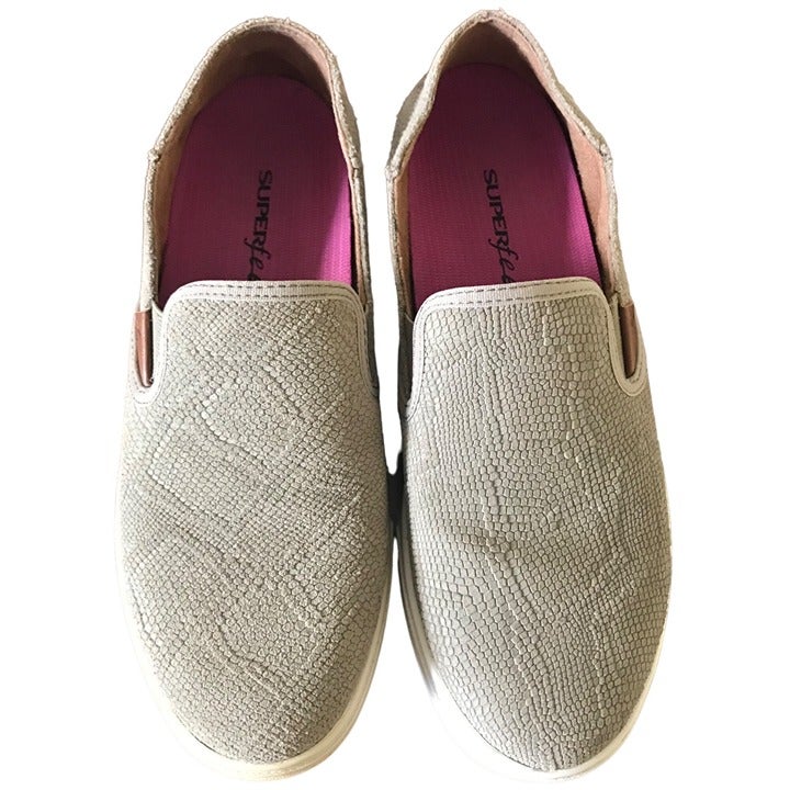 Olukai Pehuea Womens Embossed Leather Slip On Sneakers Sz 8